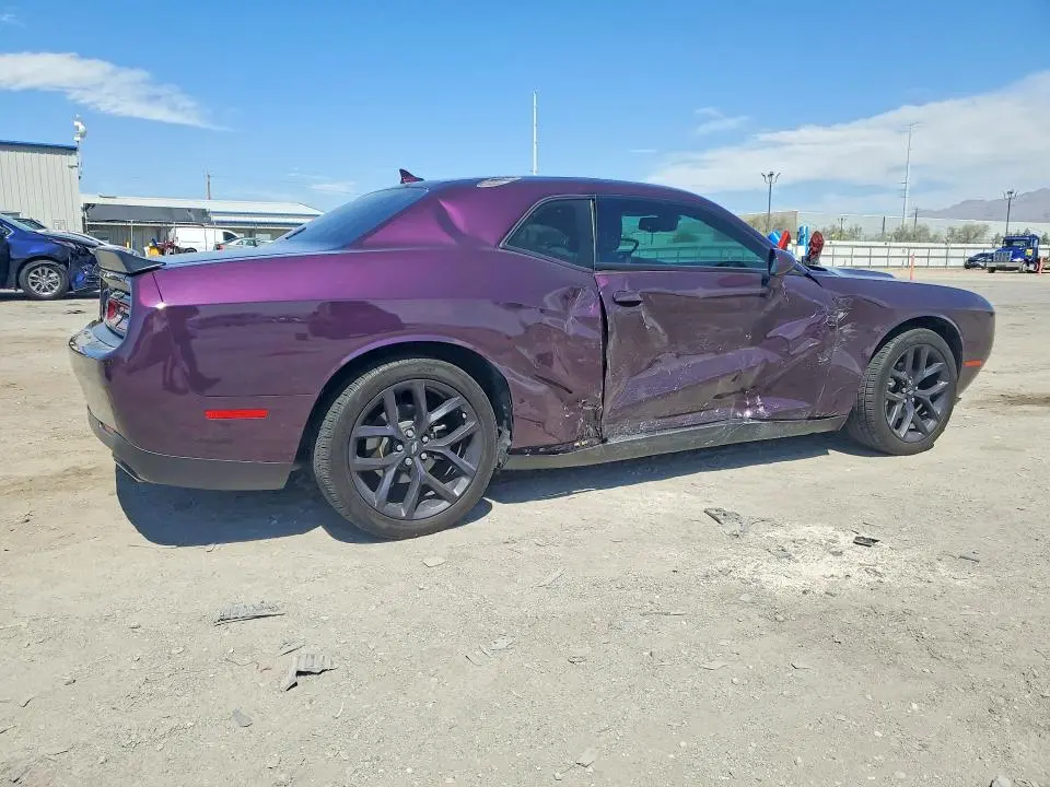 2020 DODGE CHALLENGER SXT  