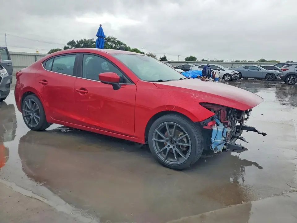 2017 MAZDA 3 TOURING  