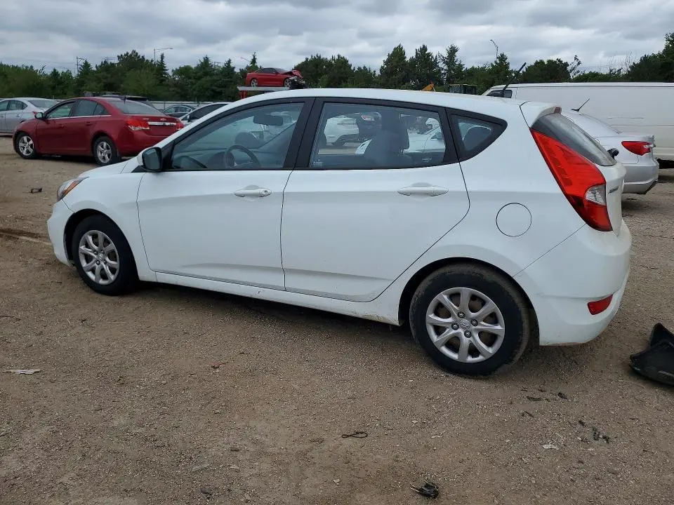 2013 HYUNDAI ACCENT GS  