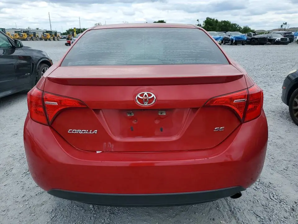 2017 TOYOTA COROLLA SE  