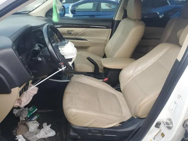 2017 MITSUBISHI OUTLANDER SE