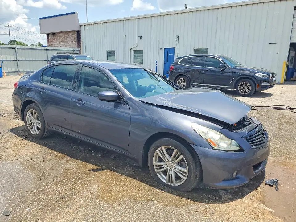 2010 INFINITI G37   