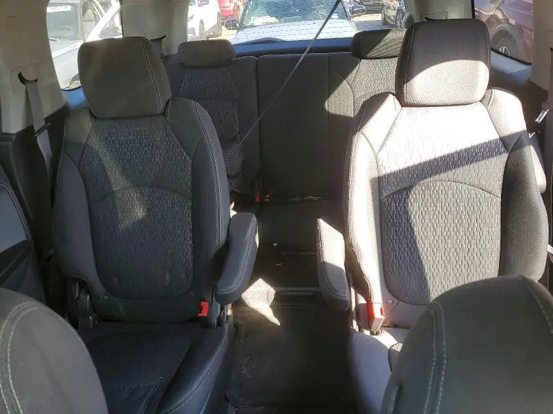 2014 GMC ACADIA SLE  