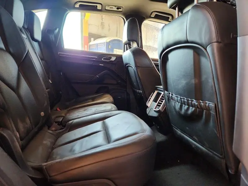 2012 PORSCHE CAYENNE   