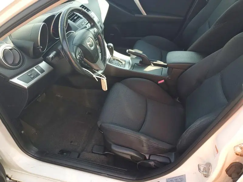 2011 MAZDA 3 S  
