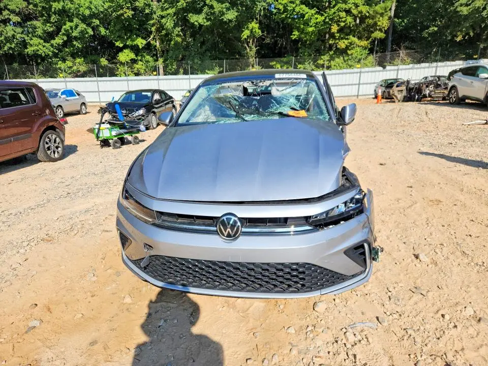2025 VOLKSWAGEN JETTA SE  