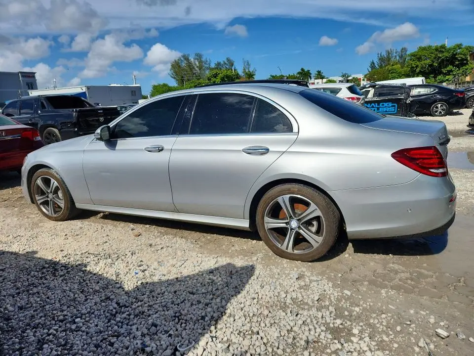 2017 MERCEDES-BENZ E 300 4MATIC  