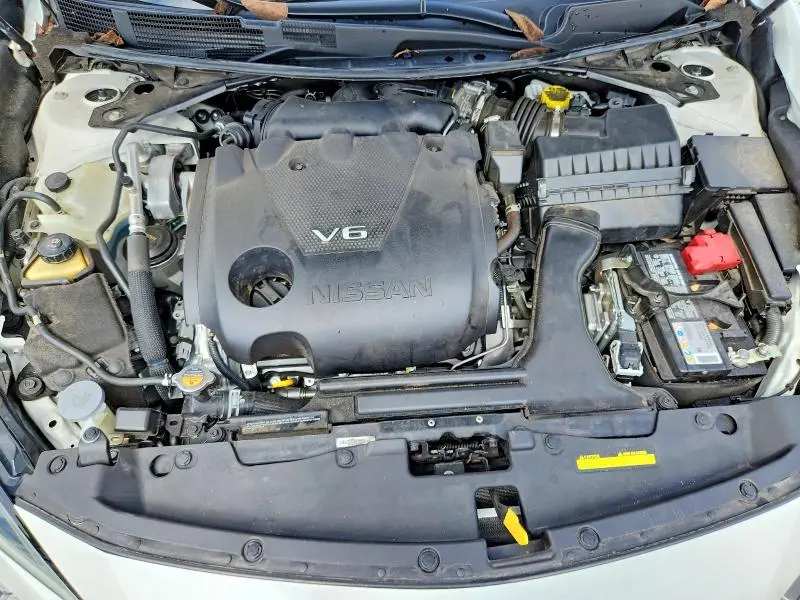 2023 NISSAN MAXIMA SV  