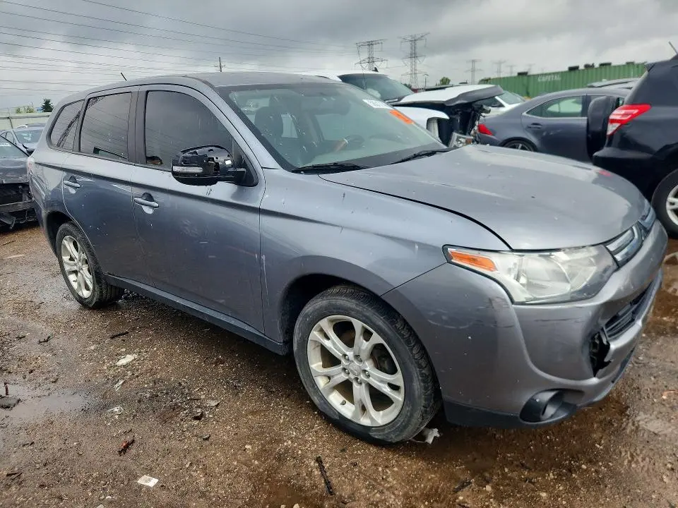 2014 MITSUBISHI OUTLANDER SE  
