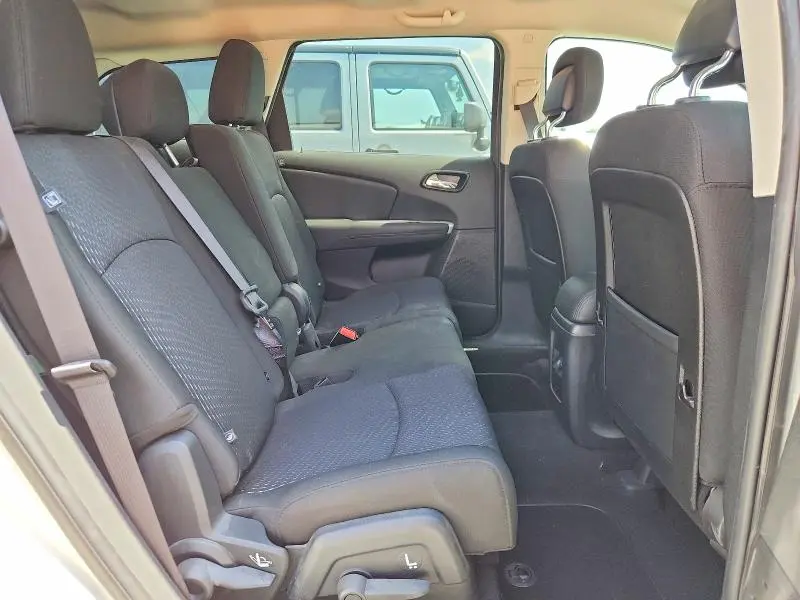 2019 DODGE JOURNEY SE  