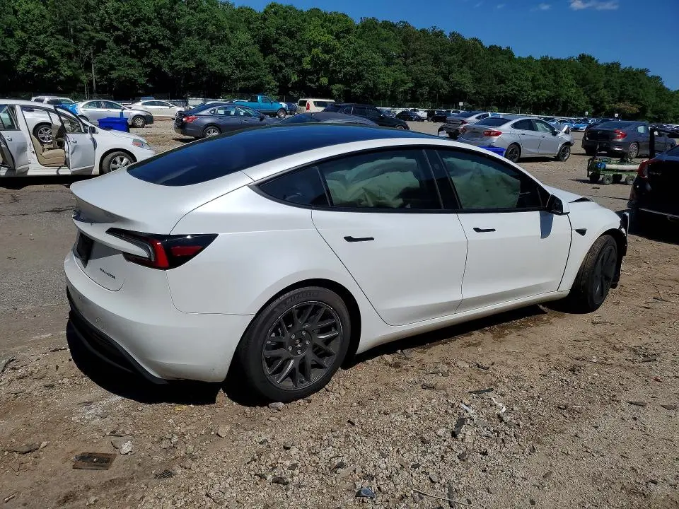 2024 TESLA MODEL 3   