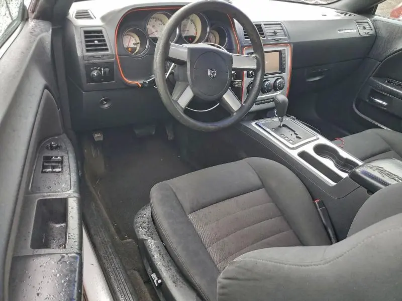 2010 DODGE CHALLENGER SE  