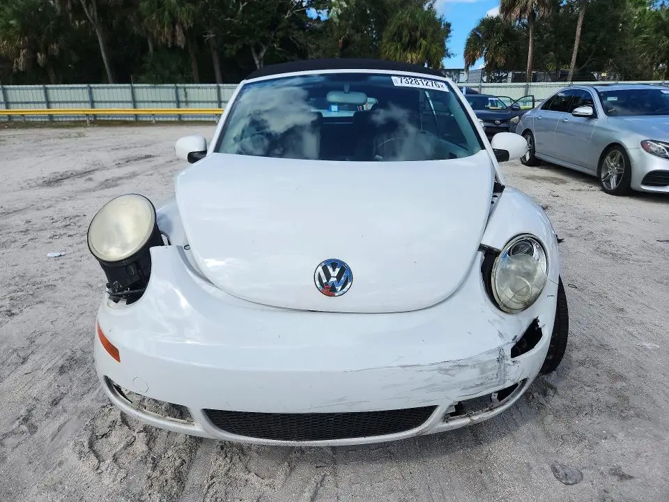 2010 VOLKSWAGEN NEW BEETLE 2.5L  