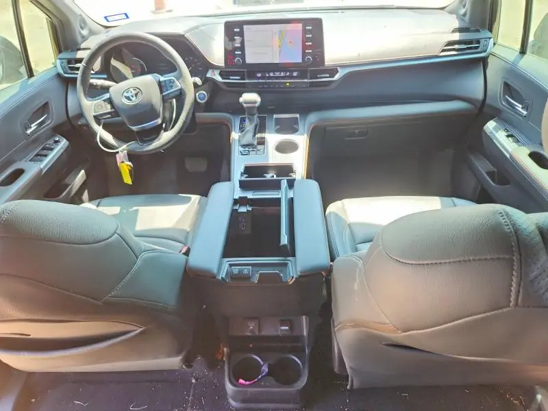 2023 TOYOTA SIENNA XSE 7-PASSENGER  
