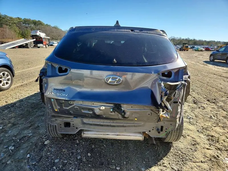 2019 HYUNDAI TUCSON SE  