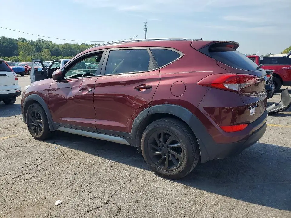 2017 HYUNDAI TUCSON SE  