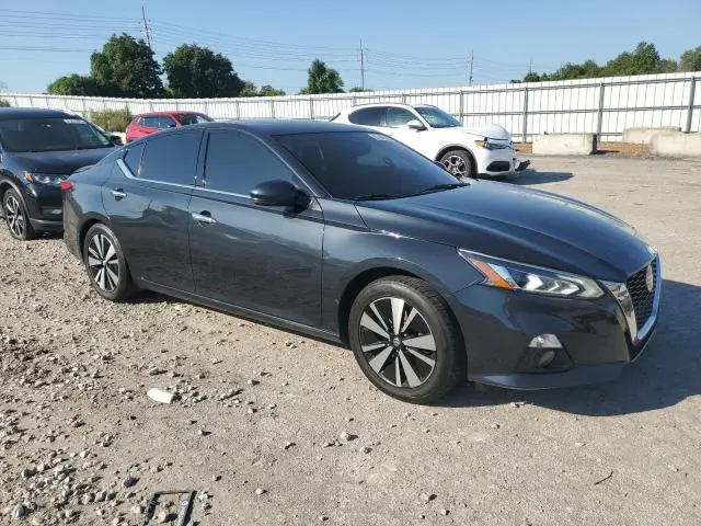 2019 NISSAN ALTIMA SL  