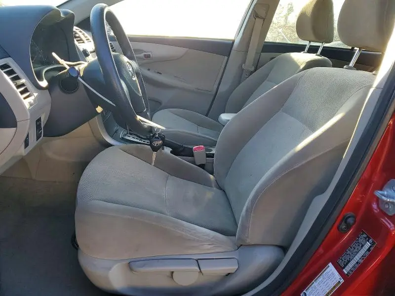 2013 TOYOTA COROLLA BASE  