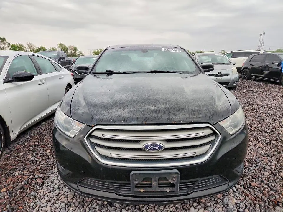 2017 FORD TAURUS SEL  