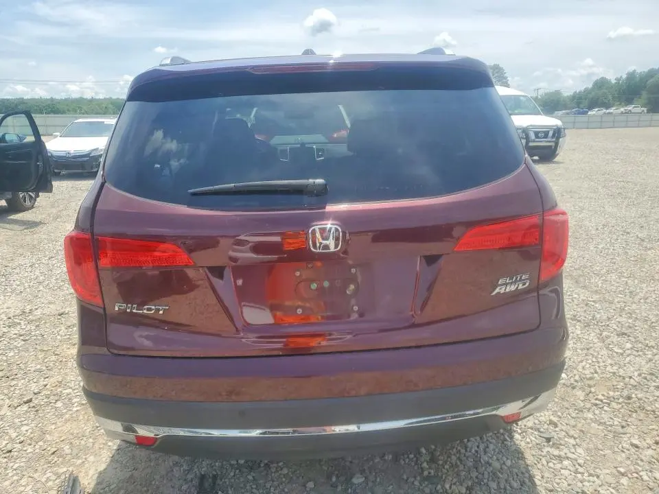 2017 HONDA PILOT ELITE  