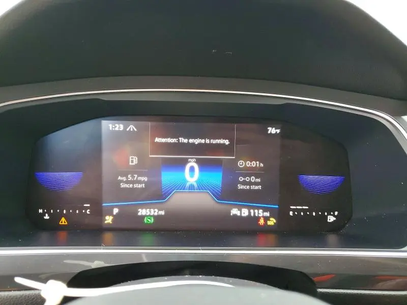 2022 VOLKSWAGEN TIGUAN SE  