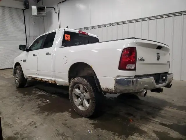 2016 RAM 1500 SLT  