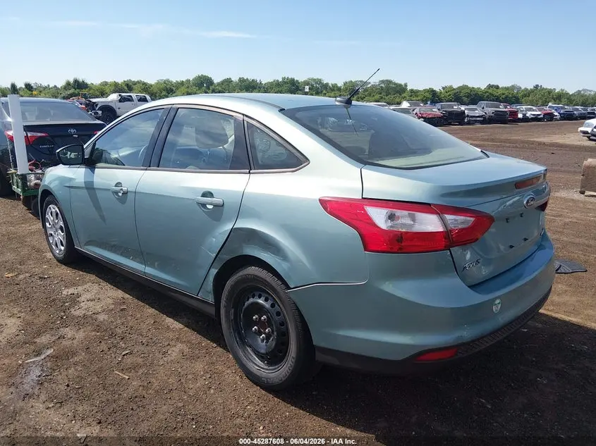 2012 FORD FOCUS SE