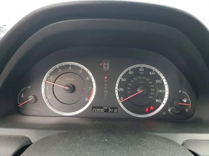 2010 HONDA ACCORD LX  