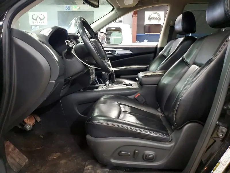 2019 NISSAN PATHFINDER SL  