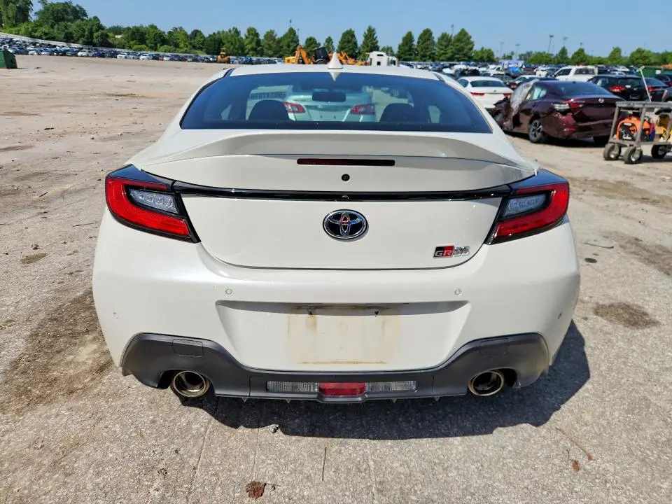2022 TOYOTA GR 86 PREMIUM  