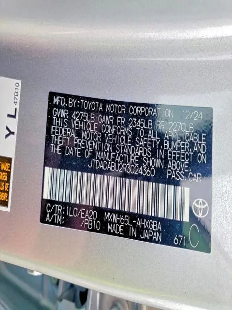 2024 TOYOTA PRIUS LE  