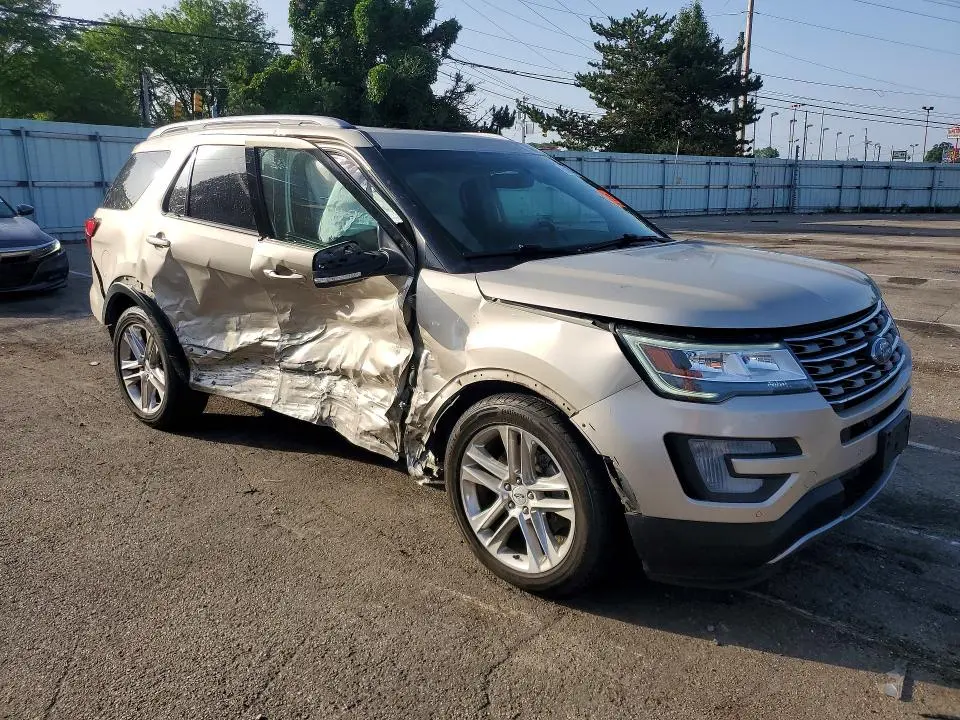 2017 FORD EXPLORER XLT  