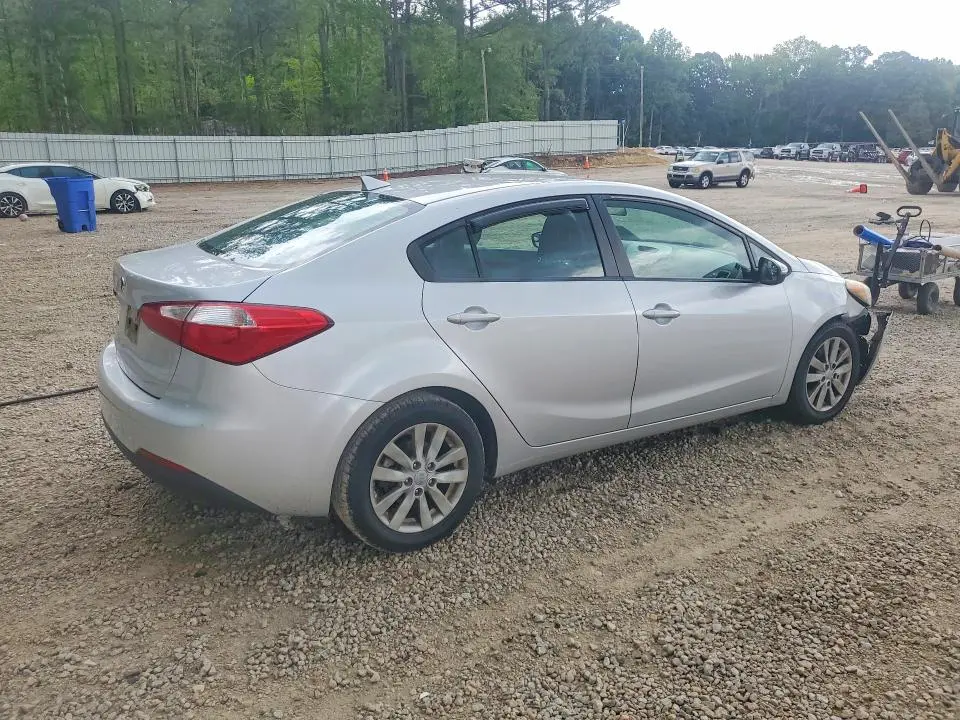 2016 KIA FORTE LX  