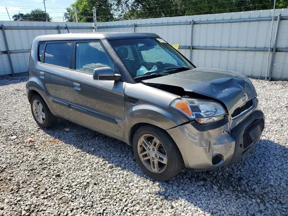 2010 KIA SOUL +  