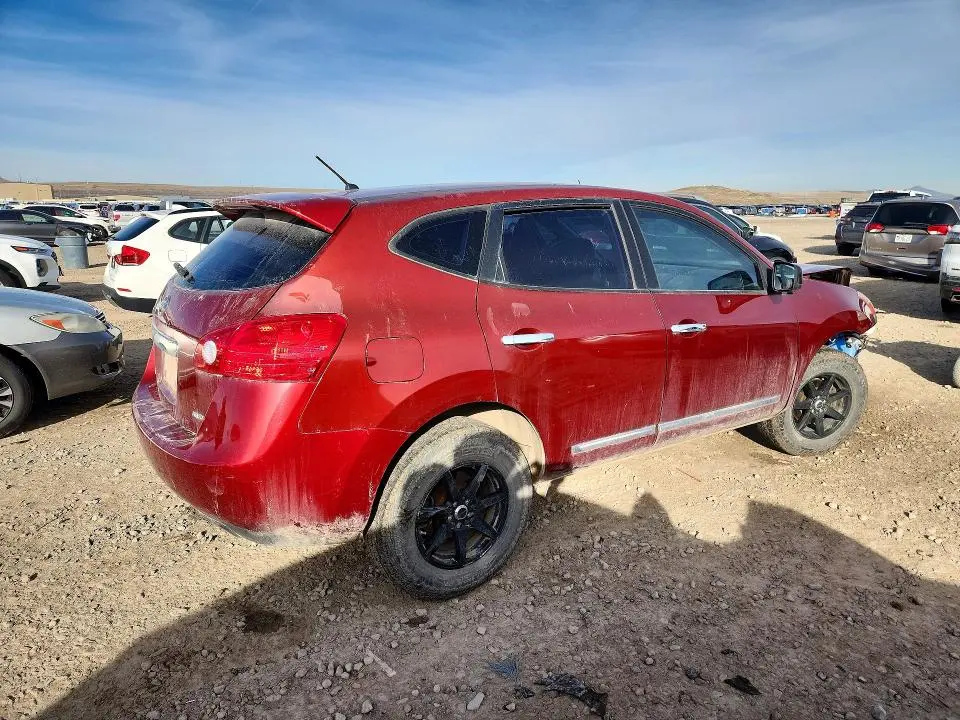 2013 NISSAN ROGUE S  