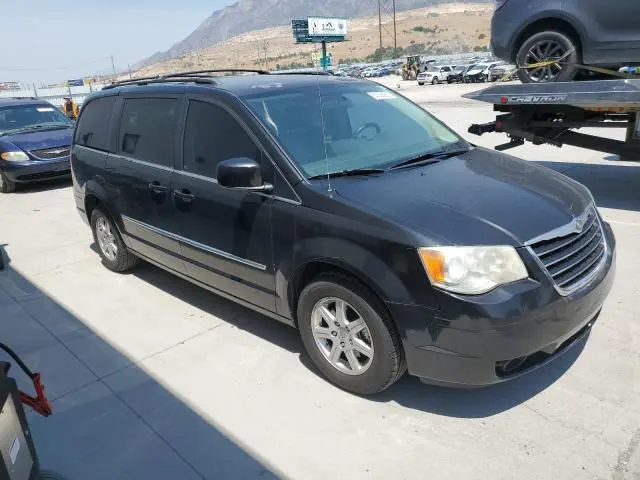 2010 CHRYSLER TOWN & COUNTRY TOURING PLUS  