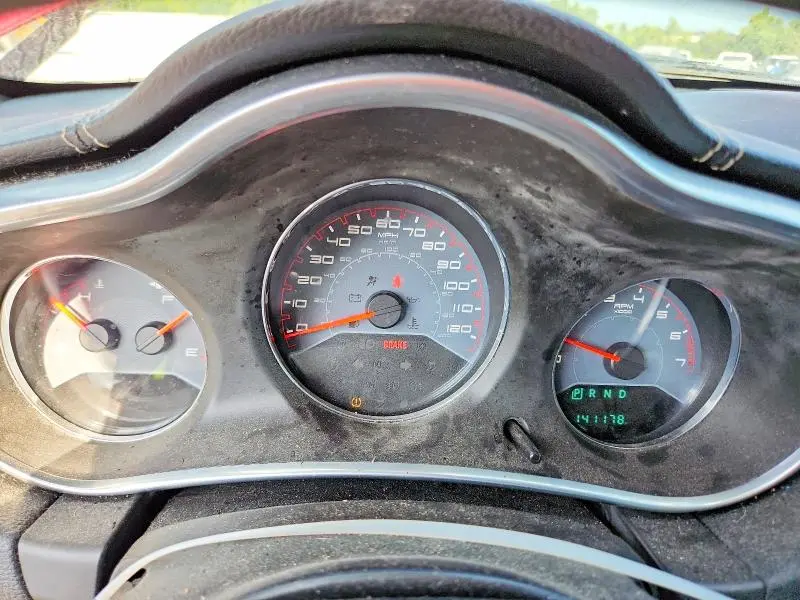 2013 DODGE AVENGER SE  