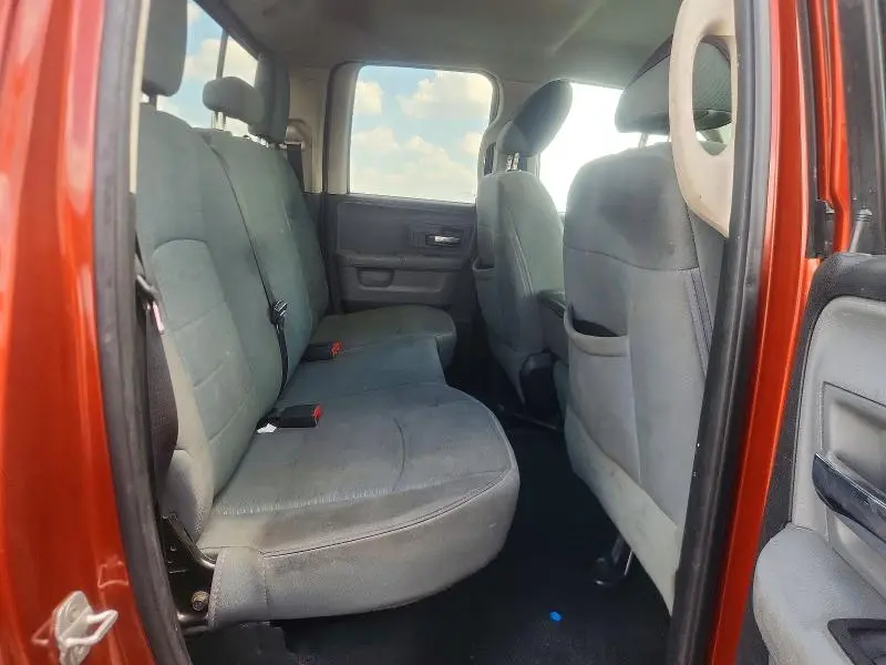 2013 RAM 1500 SLT  