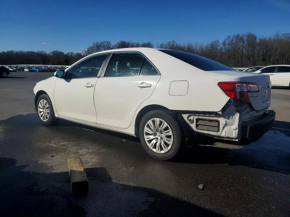 2012 TOYOTA CAMRY LE  