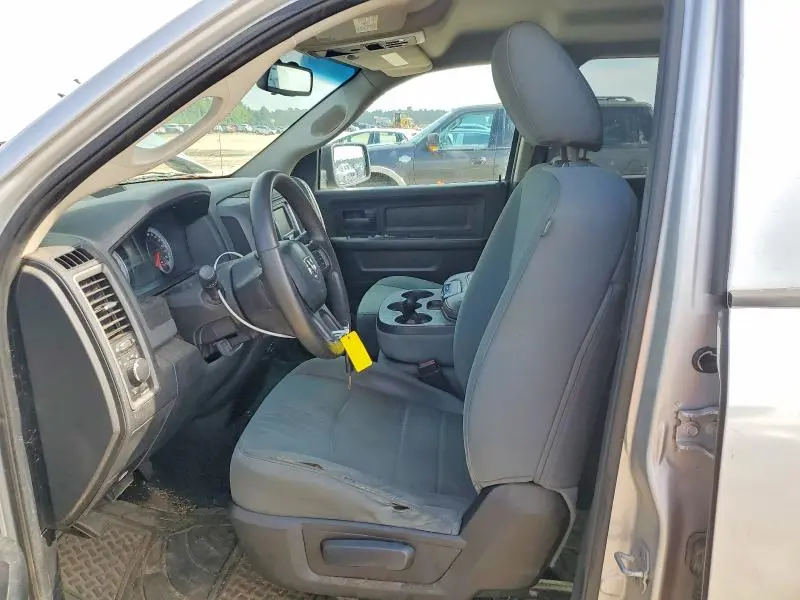 2014 RAM 1500 ST  