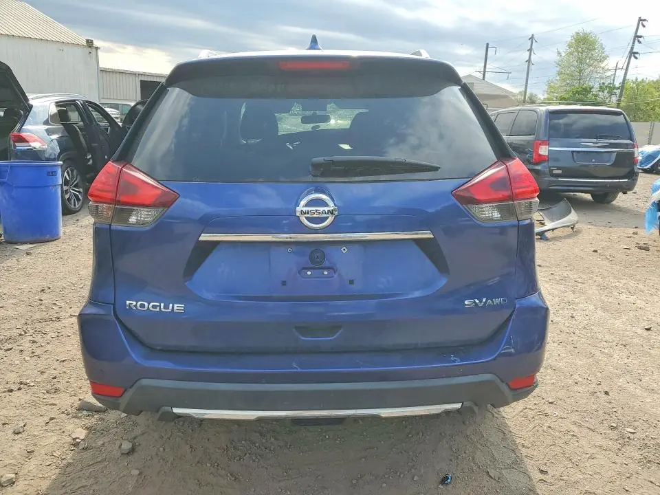2017 NISSAN ROGUE SV  