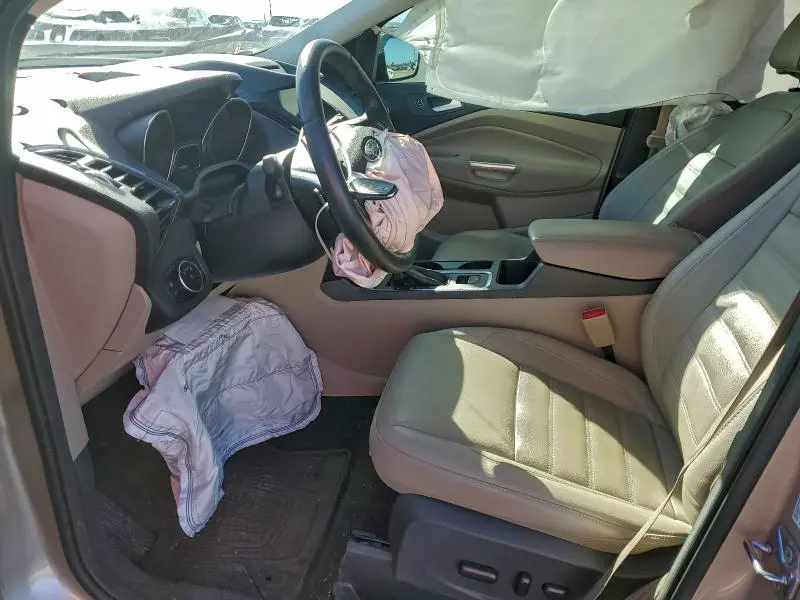 2017 FORD ESCAPE TITANIUM  