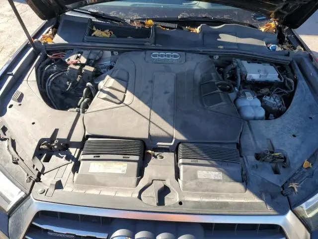 2017 AUDI Q7 PRESTIGE  