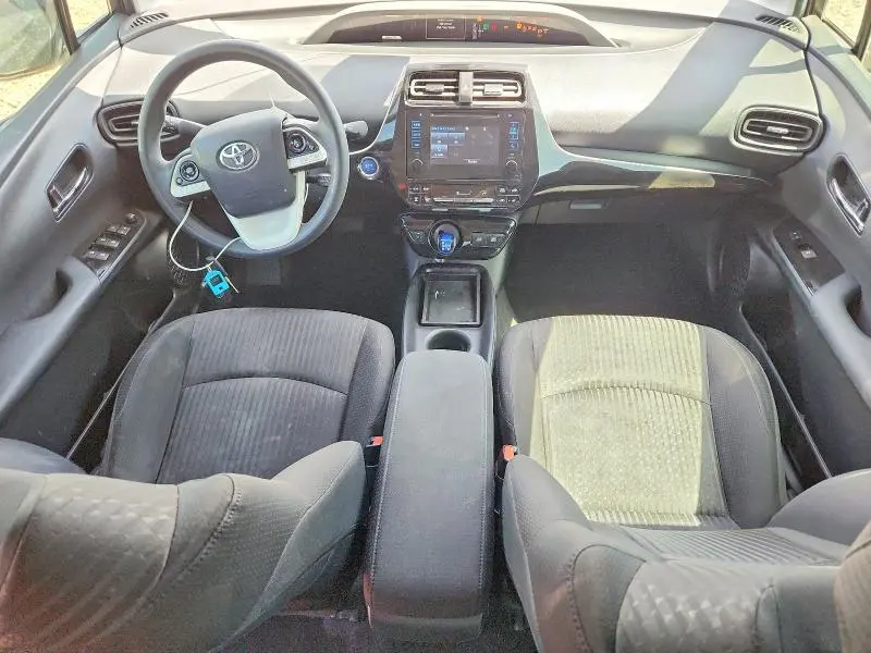2017 TOYOTA PRUIS   