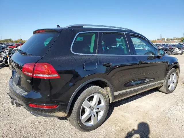 2013 VOLKSWAGEN TOUAREG V6  