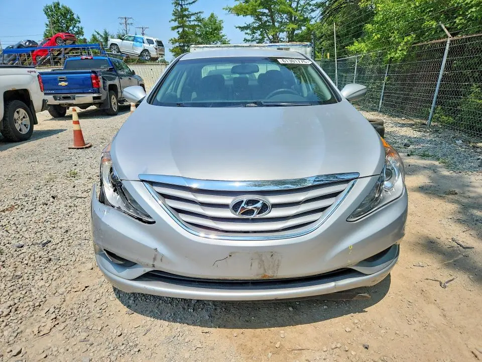 2012 HYUNDAI SONATA GLS  