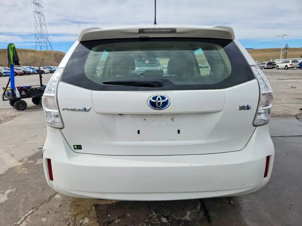 2012 TOYOTA PRIUS V FIVE  