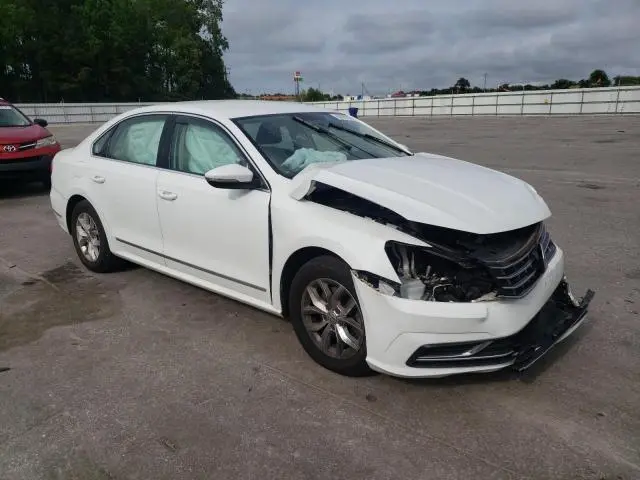 2017 VOLKSWAGEN PASSAT S  