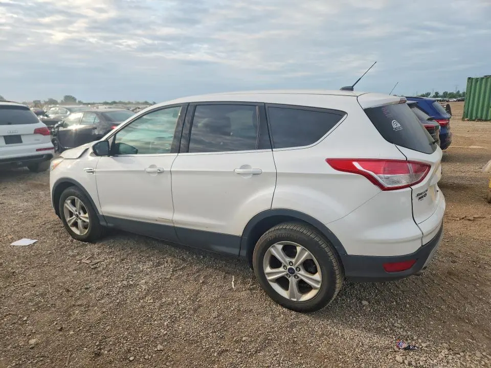 2016 FORD ESCAPE SE  