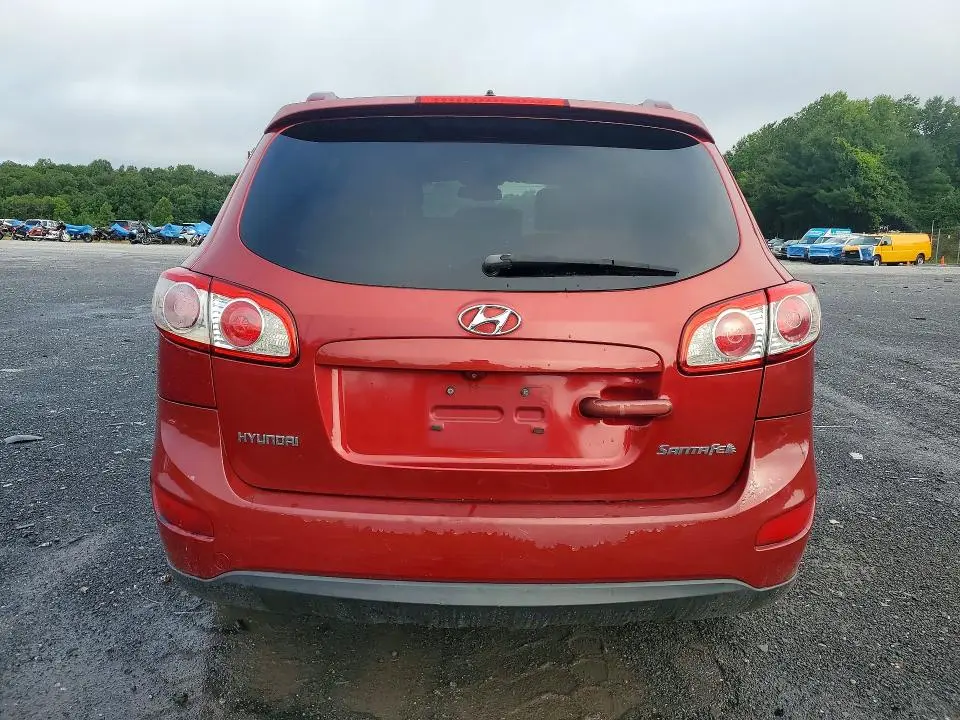 2010 HYUNDAI SANTA FE SE  